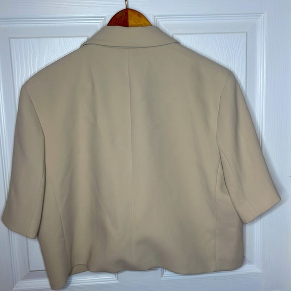 USA L. - Picture 2 of 2